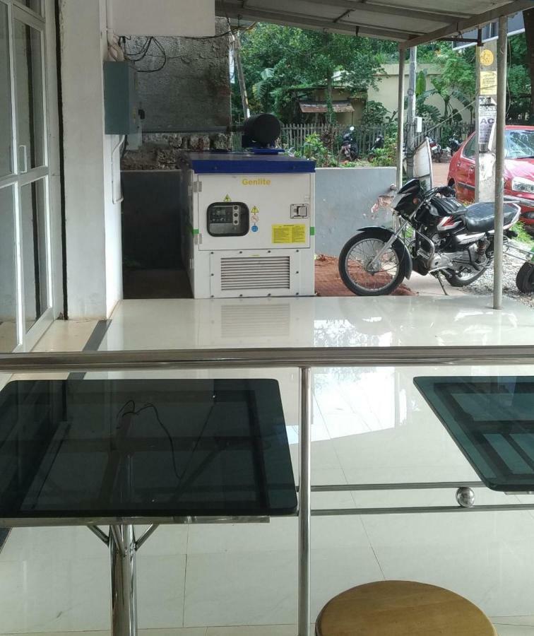 Anandan Tourist Home Varkala Zewnętrze zdjęcie