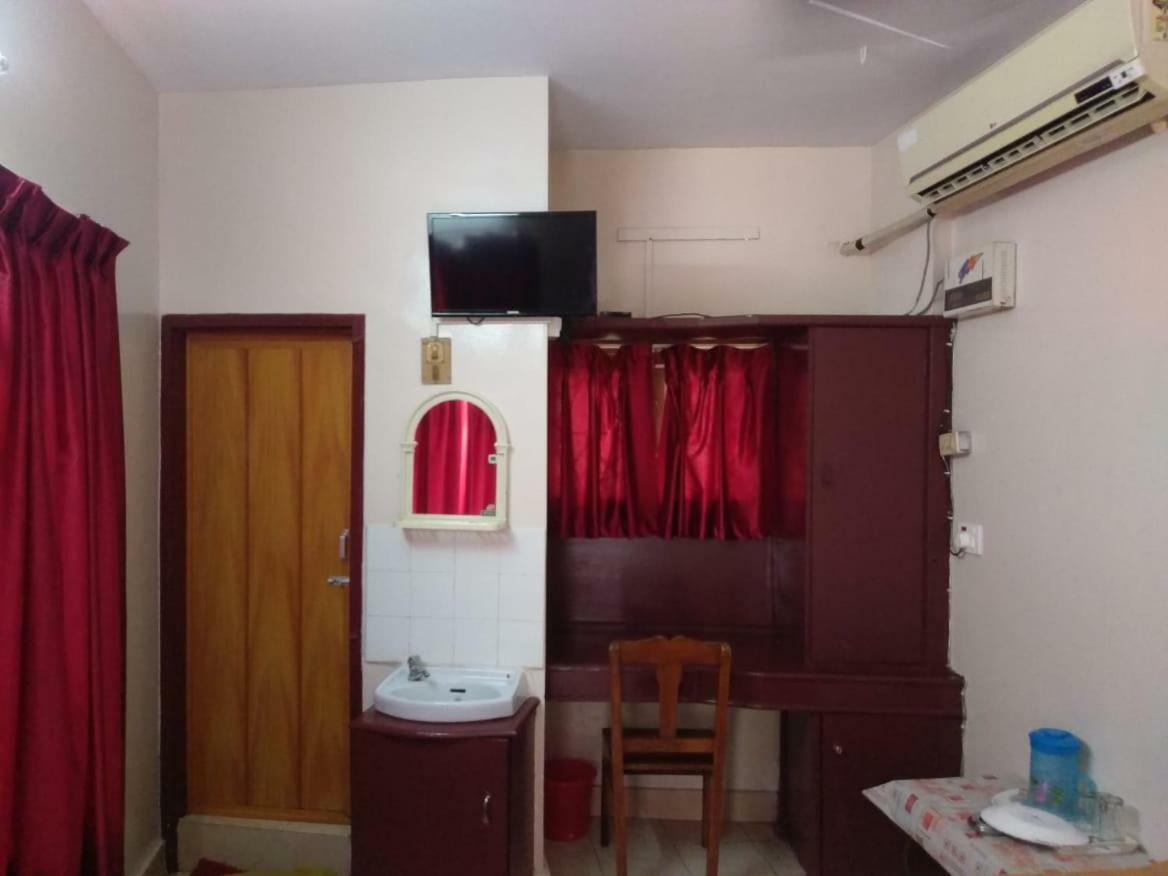 Anandan Tourist Home Varkala Zewnętrze zdjęcie
