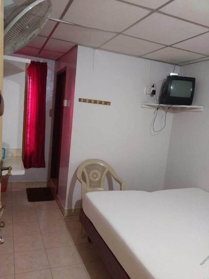 Anandan Tourist Home Varkala Zewnętrze zdjęcie