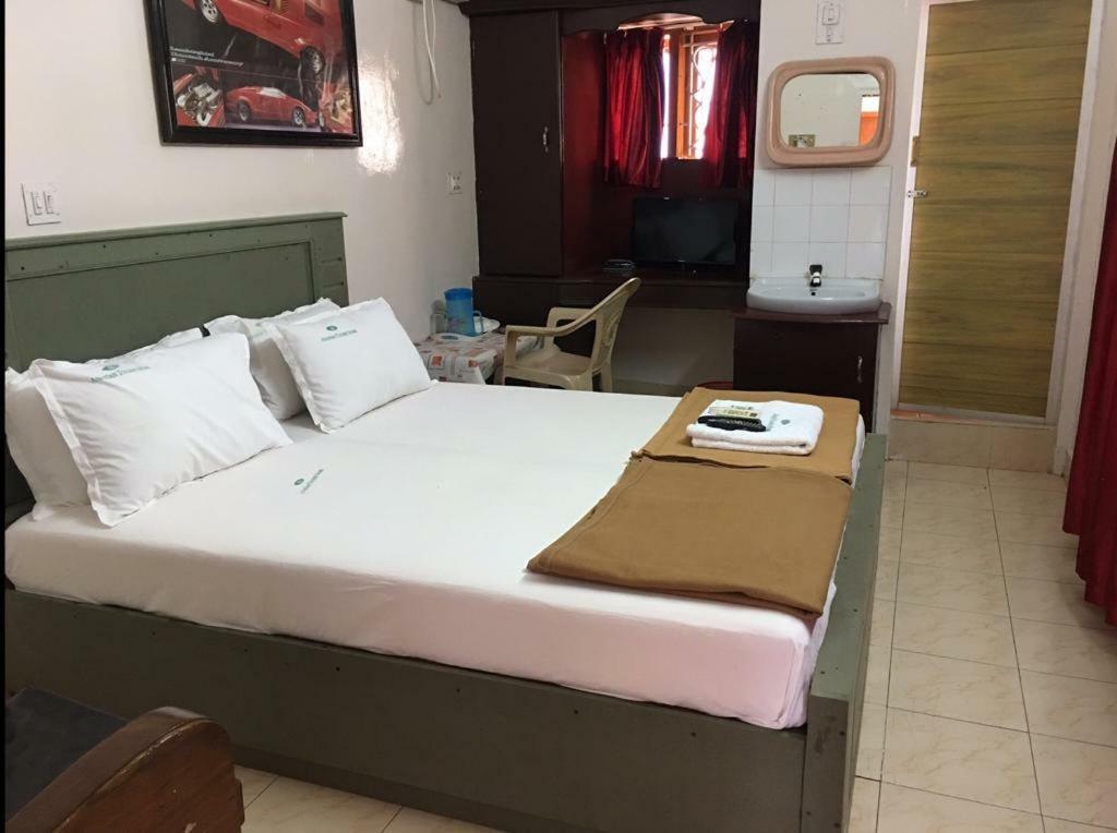 Anandan Tourist Home Varkala Zewnętrze zdjęcie