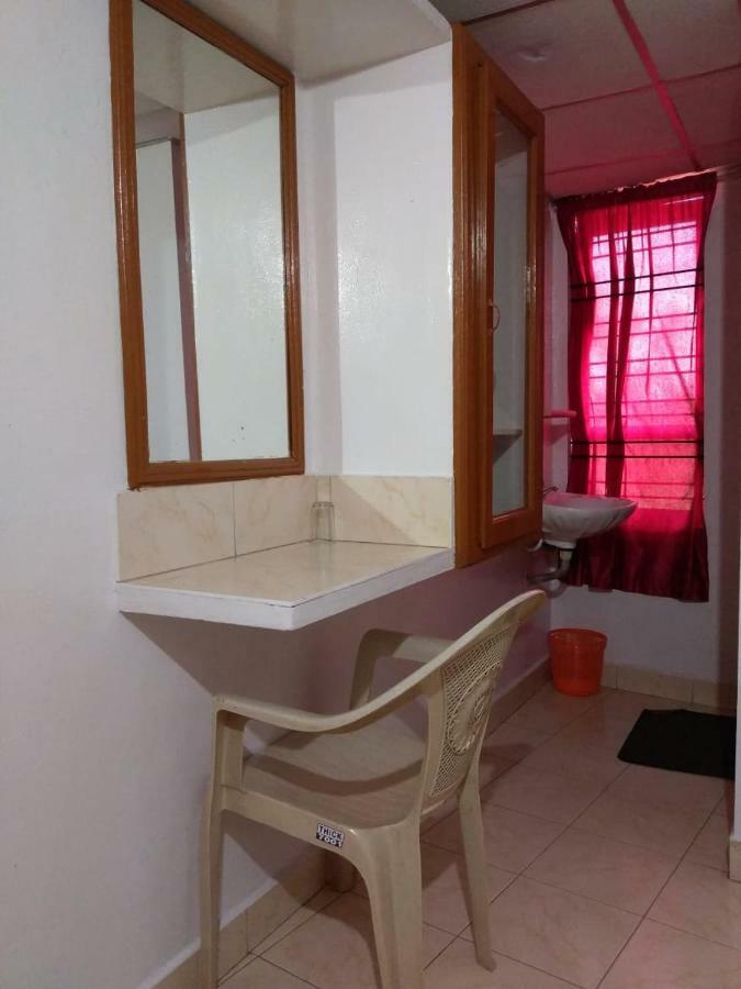 Anandan Tourist Home Varkala Zewnętrze zdjęcie