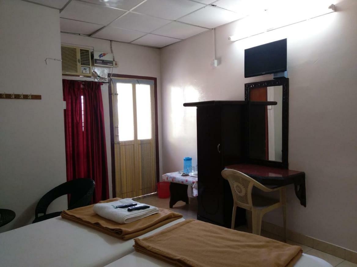 Anandan Tourist Home Varkala Zewnętrze zdjęcie