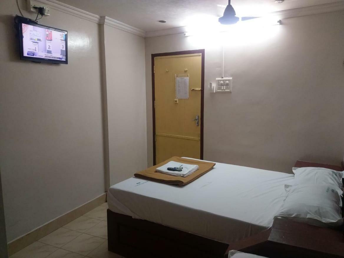 Anandan Tourist Home Varkala Zewnętrze zdjęcie