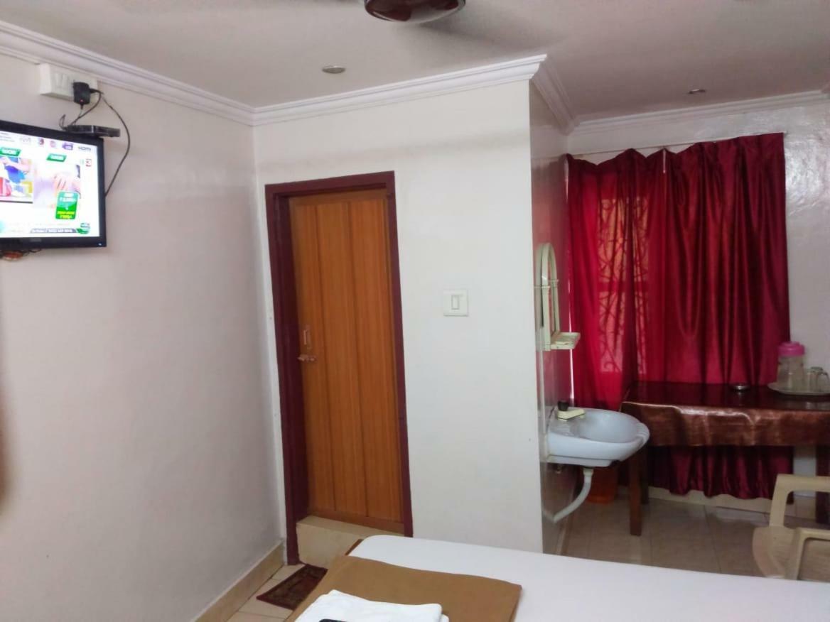 Anandan Tourist Home Varkala Zewnętrze zdjęcie